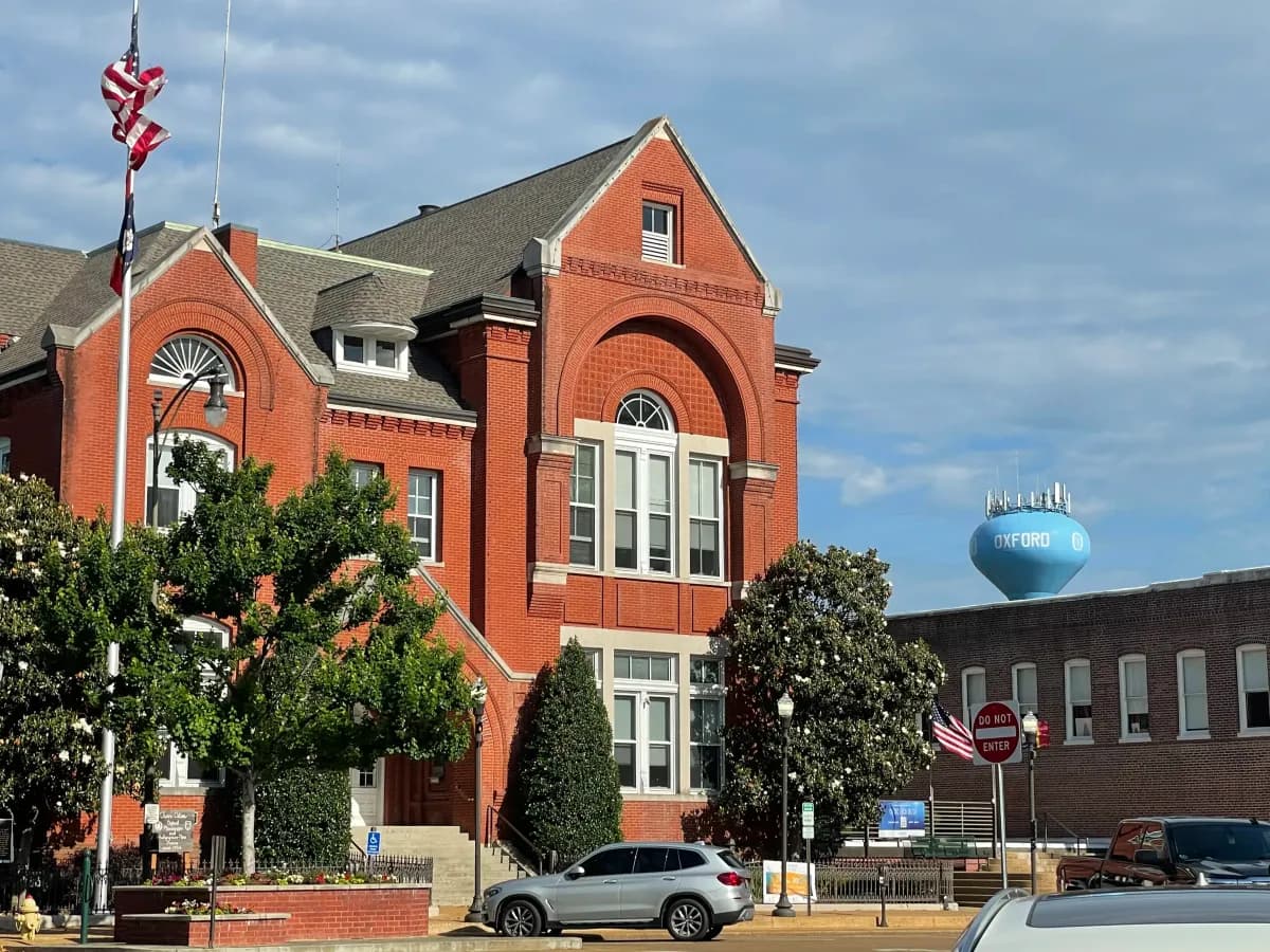 Oxford City Hall near Lenora's Restaurant
